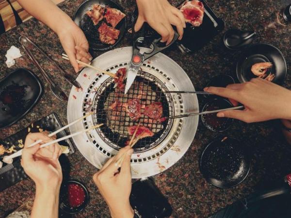 JANTAR EM FAMÍLIA FAZ BEM